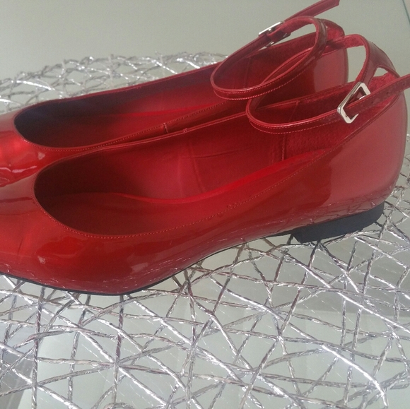 Red shoes - Picture 4 of 4